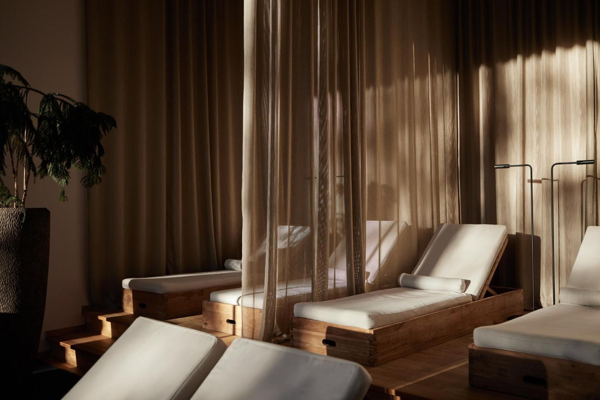 Saltus Hotell San Genesio Atesino Exteriör bild